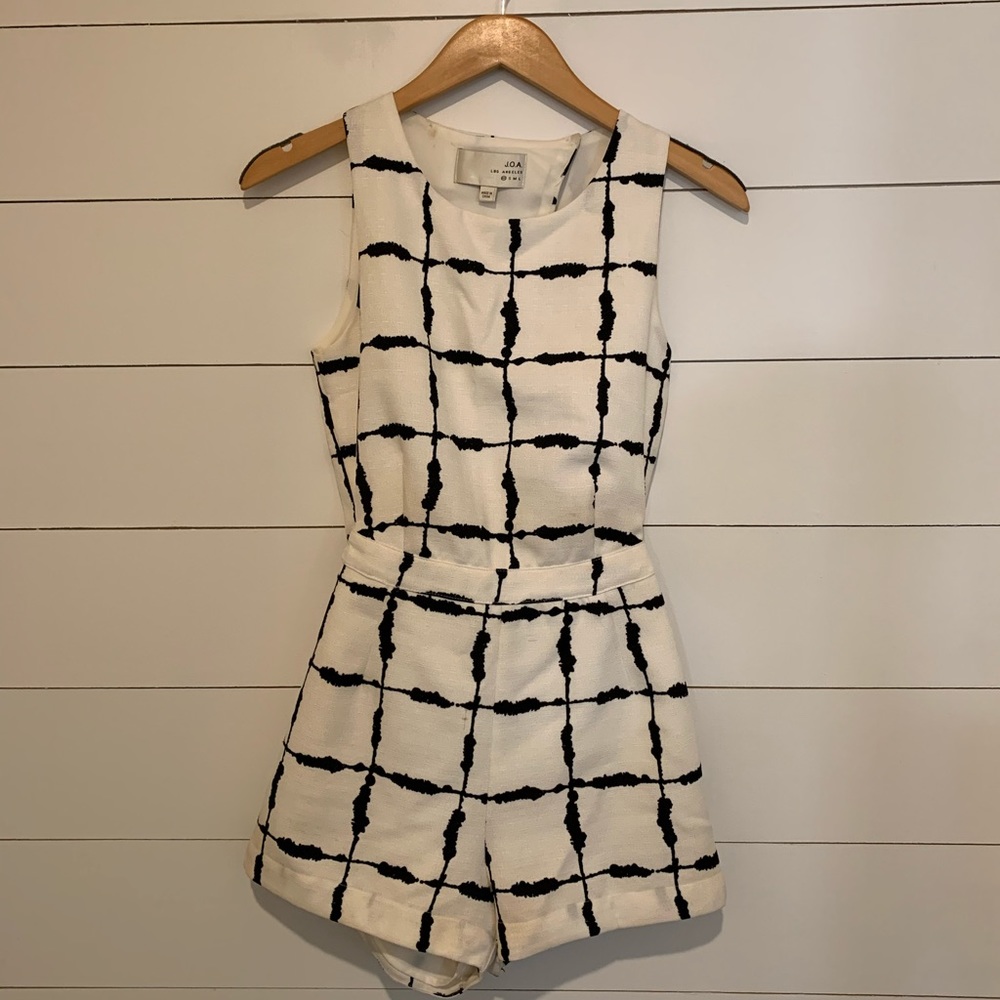 J.O.A. ROMPER